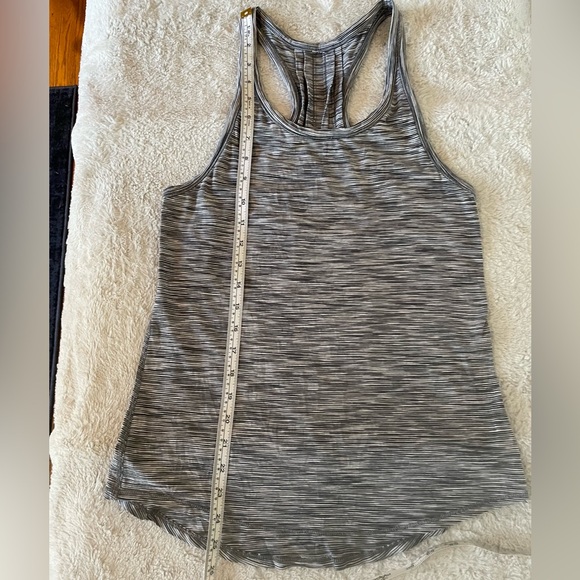 Lululemon Yogi Everyday Tank - Picture 9 of 12